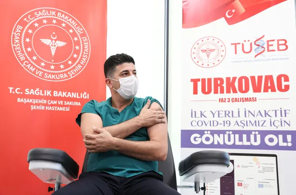 Bilim Kurulu üyesinden yerli koronavirüs aşısı TURKOVAC için müjde - 1