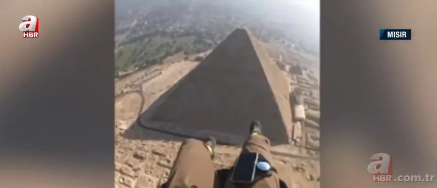 Mısır piramitlerinin üzerinde nefes kesen uçuş! Ölümden döndüğü an yürekleri ağza getirdi 8
