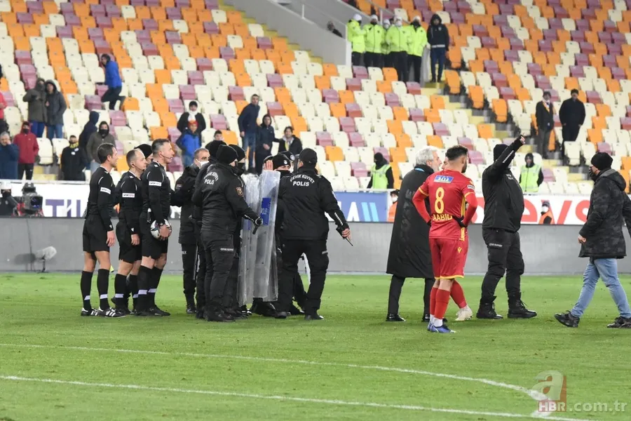 Yeni Malatyaspor Başkanı Adil Gevrek hakem Hüseyin Göçek'e saldırdı 17