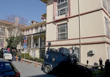 Cerrahpaşa Tıp'ta polisten intihar girişimi