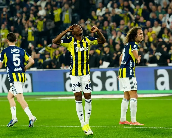 fenerbahce-evinde-kan-kaybetti-kanarya-goztepe-ile-berabere-kaldi-1769368099398.jpg Fotoğraf (İHA)