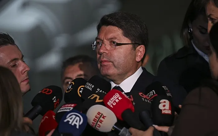 bakan-tunctan-iyi-hal-indirimi-aciklamasi-tartisilmali-1728341302312.jpg Bakan Tunç'tan "iyi hal indirimi" açıklaması: Tartışılmalı - 1