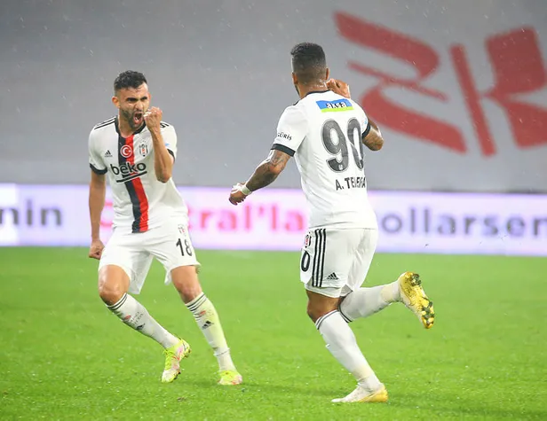 Beşiktaş Sporting Lizbon maçı ne zaman, saat kaçta? 2021 Şampiyonlar Ligi BJK maçı hangi kanalda, şifresiz mi?