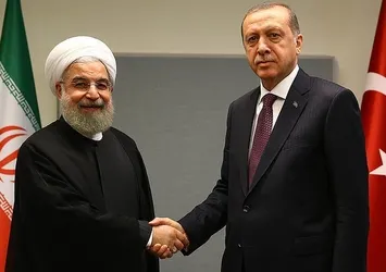Erdoğan İran Cumhurbaşkanı Ruhani ile görüştü