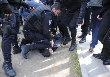 Adana'da silahlı çatışma