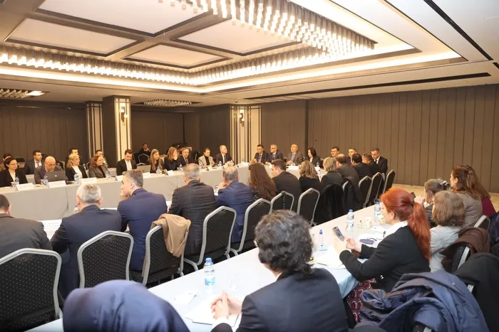 bakanliktan-marmara-denizine-kiyisi-olan-7-belediyeye-musilaj-uyarisi-1735979512315.jpg Müsilaj Bilim Kurulu (AHABER)