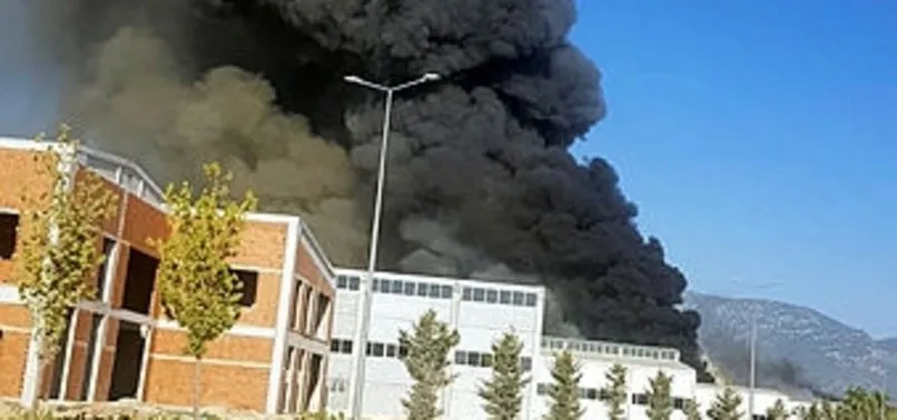 Son Dakika Antalya Osb De Fabrika Yangini