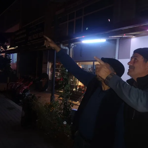 denizli-semalarindaki-isik-ufo-soylentilerini-beraberinde-getirdi-1636097524508.jpg Denizli semalarındaki ışık ‘UFO’ söylentilerini beraberinde getirdi - 1