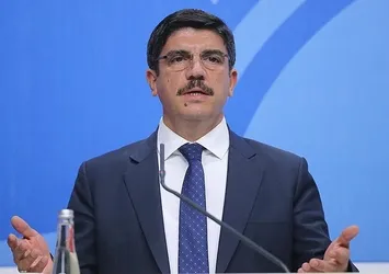 4 belediye başkanı AK Parti'den ihraç edildi