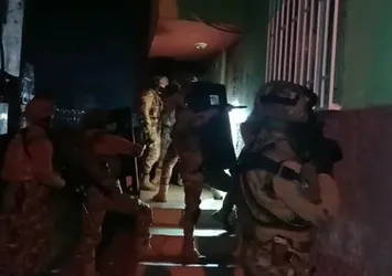 Diyarbakır'da 'Almanak' operasyonu: 22 gözaltı