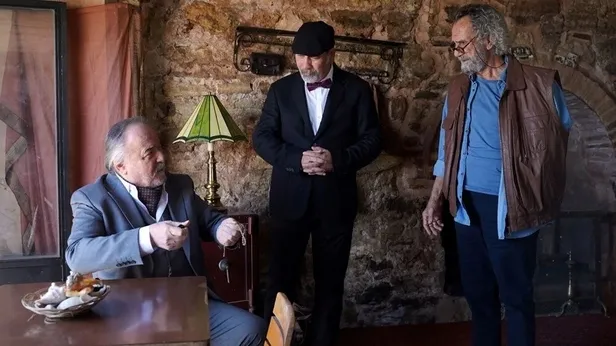 Yalı Çapkını 5. son bölüm izle! Hayranlarının ağzını açık bıraktı! Ferit ile Seyran köşeye sıkıştı...