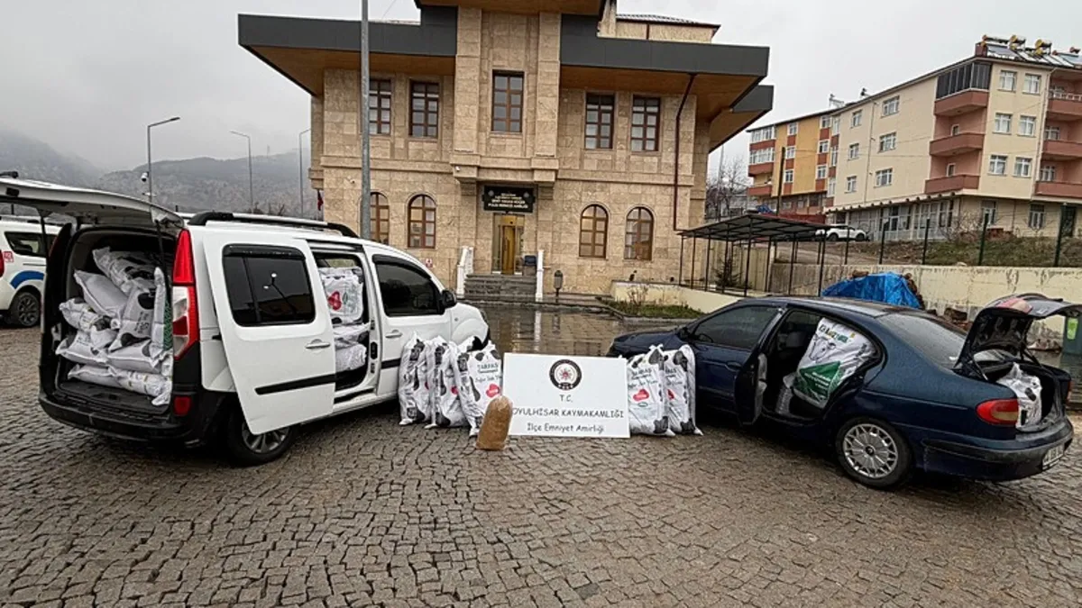 79 ilde yasa dışı tütün mamulü operasyonu: 337 kişiye işlem yapıldı