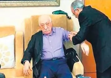 Sağdan soldan geliyorlar