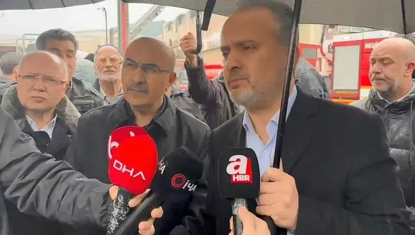 1702724404962.jpeg Bursa'da fabrika yangını! Alevler binayı sardı - 3