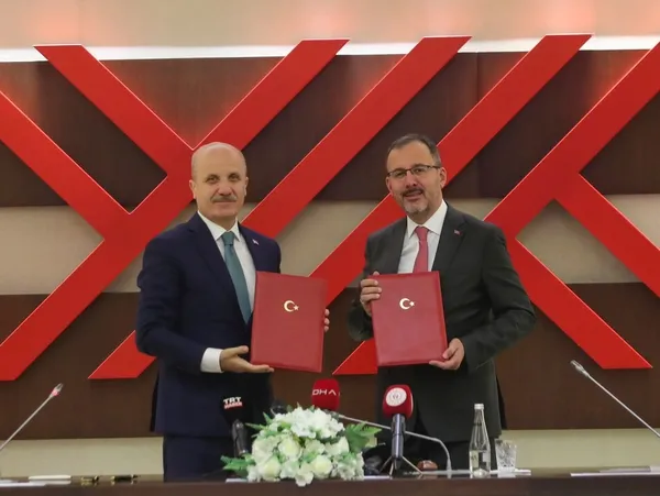 Spor bilimleri fakültesinde okuyan gençlere müjdeli haber! Bakanlık ve YÖK arasında önemli imza! Kamuda 2 dönem staj hakkı