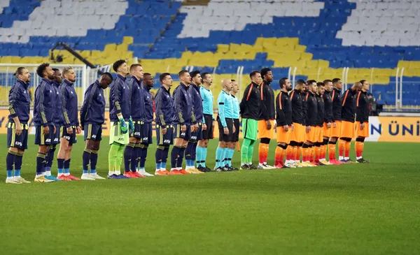 fenerbahce-galatasaray-maci-canli-anlatim-izle-1612629411775.jpg Galatasaray Fenerbahçe'yi 1-0 mağlup etti! - 3