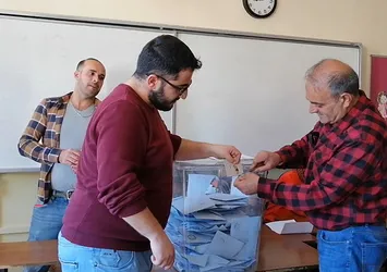 31 Mart seçimlerine sosyal medya operasyonu! "Seyyar seçmenler" iftiralarına yalanlama