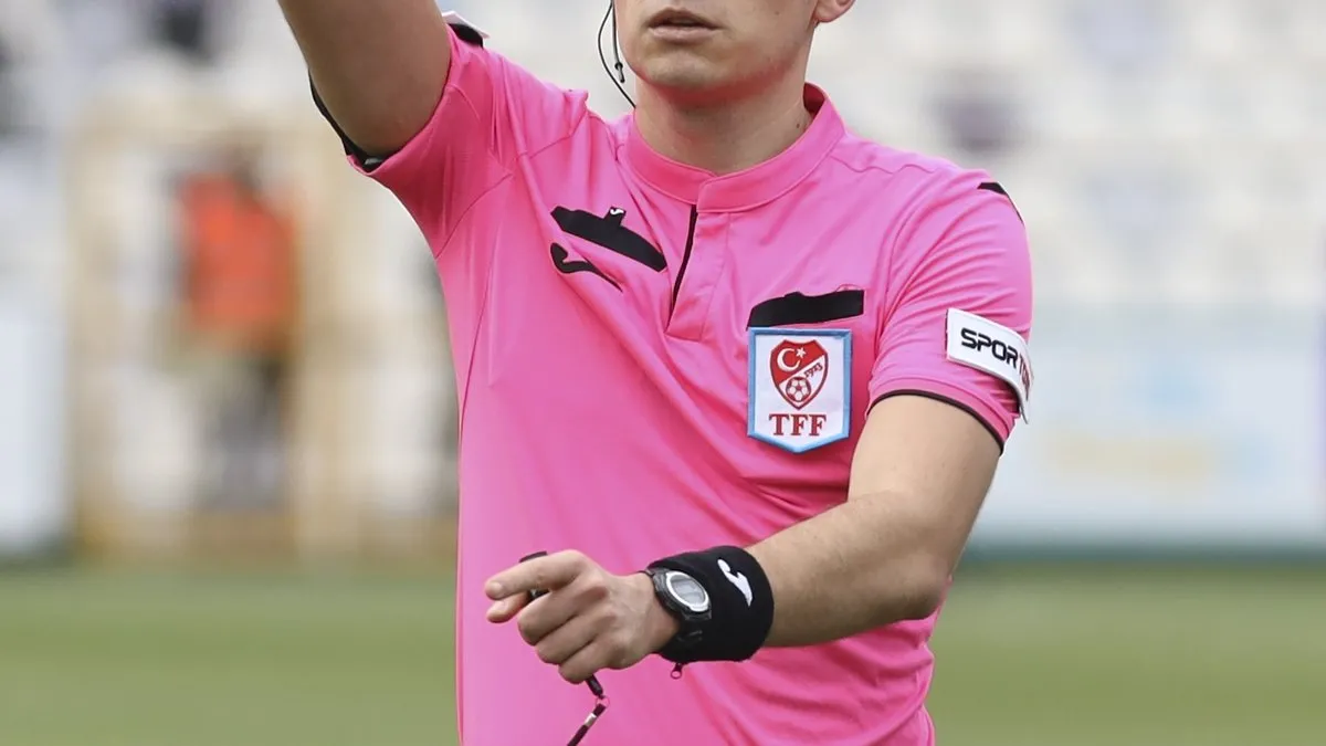 Muhammed Selim Özbek kimdir, kaç yaşında, nereli? Hakem Muhammed Selim Özbek bu sezon hangi maçları yönetti?