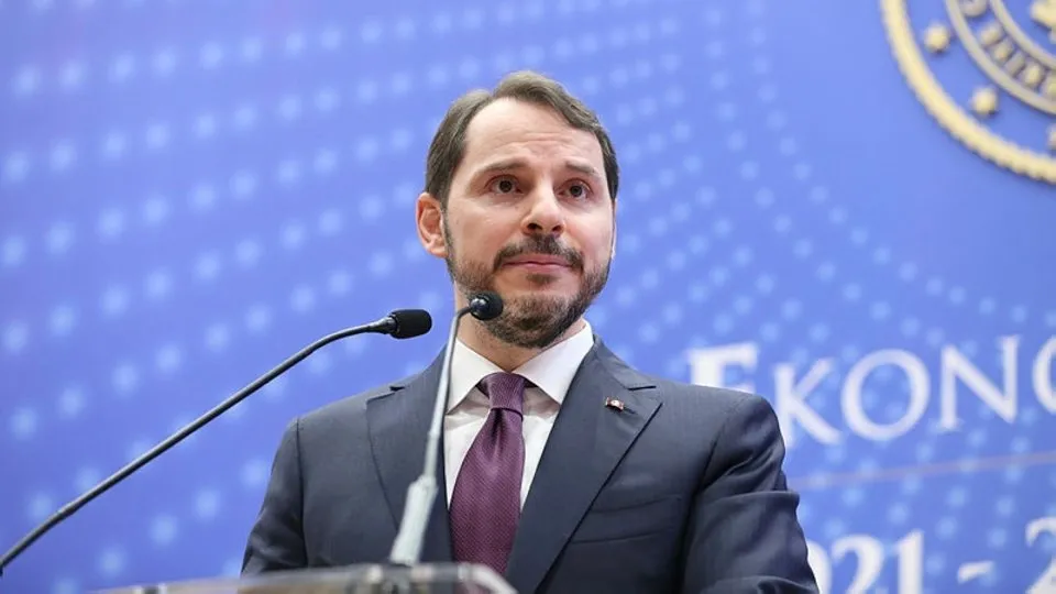 Hazine ve Maliye Bakanı Berat Albayrak’tan ülkemizi ekonomide bir üst lige çıkaracak paylaşımı