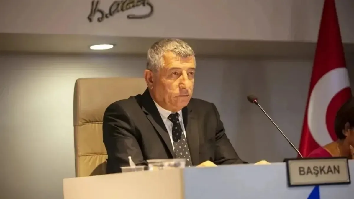 İçişleri Bakanlığı duyurdu: Güzelbahçe Belediye Başkanı Mustafa Günay görevden uzaklaştırıldı