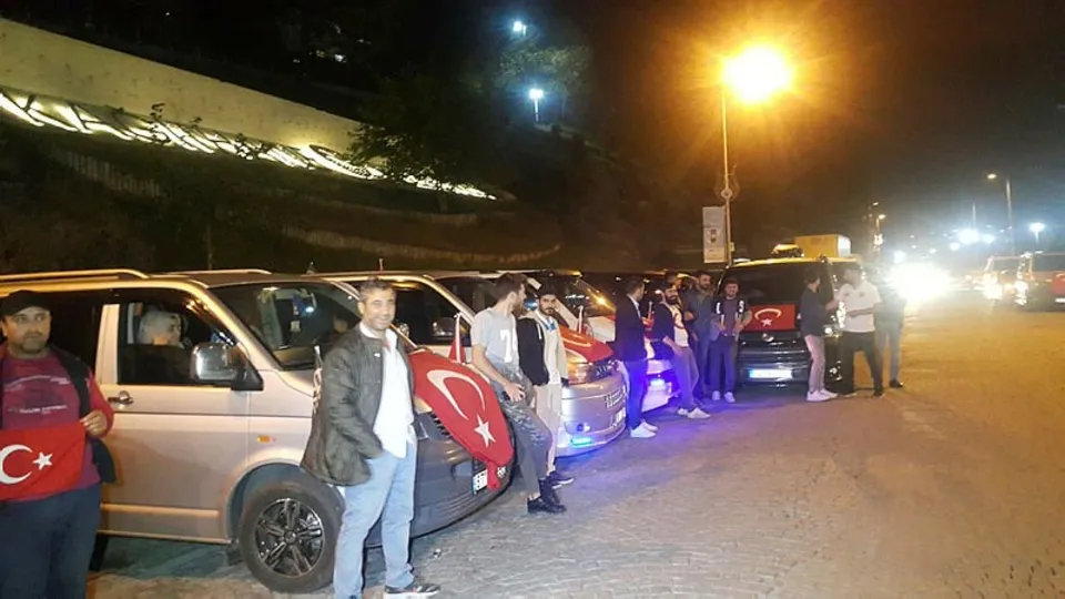 Kağıthane'de Barış Pınarı Harekatı'na konvoylu destek