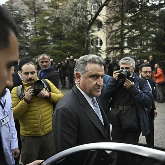 Liglere ne kadar ara verilecek? Gençlik ve Spor Bakanı Osman Aşkın Bak