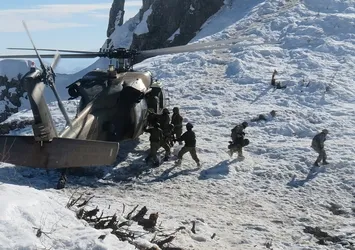 SAT ve SAS komandolarından operasyonlara destek