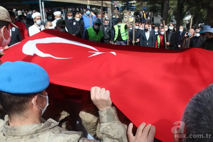 Bitlis şehitlerine veda! Gözyaşları sel oldu