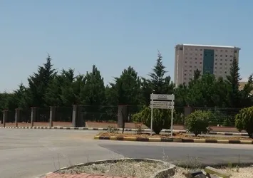 Kapatılan FETÖ üniversitesine anlamlı isim