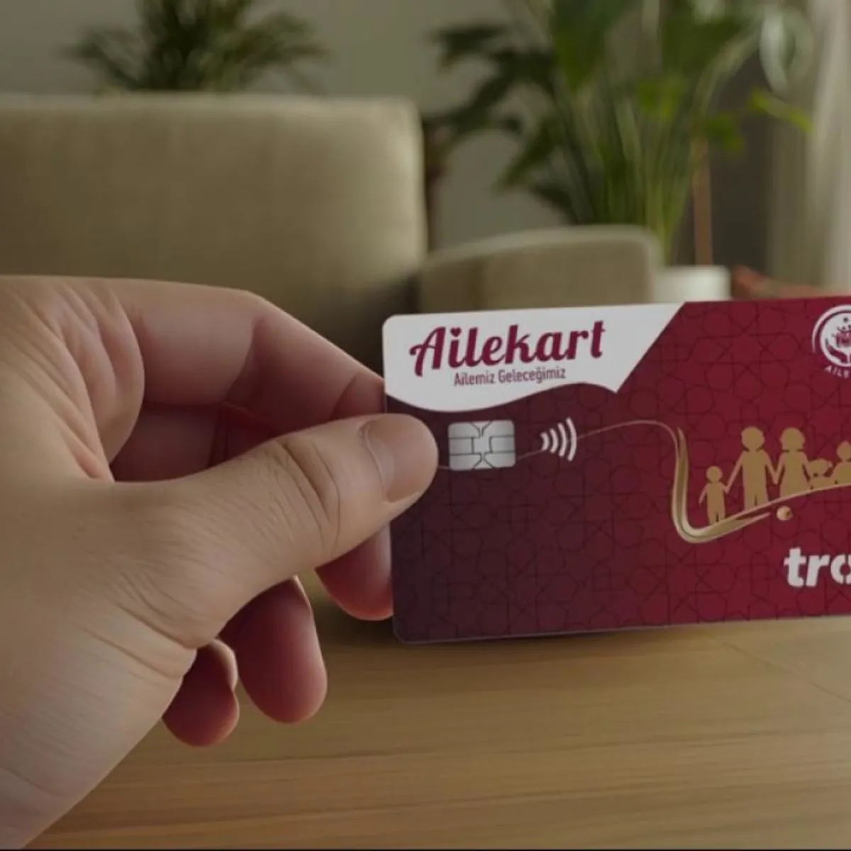 Sosyal yardımlarda Ailekart dönemi: 3 milyon 580 bin kart dağıtıldı, toplam destek 56 milyar lirayı aştı