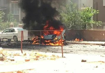 Hatay Reyhanlı'da bir araçta patlama