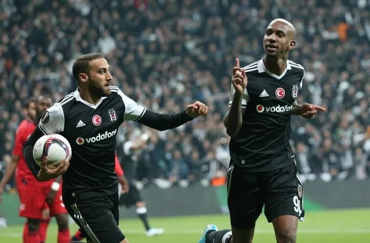 Beşiktaş-Lyon maçından fotoğraflar