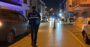 Sokak ortasında silahlı saldırı! 1 yararlı