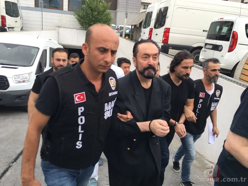 Adnan Oktar'ın gizli geçidi! Kaçış görüntüleri ortaya çıktı 11