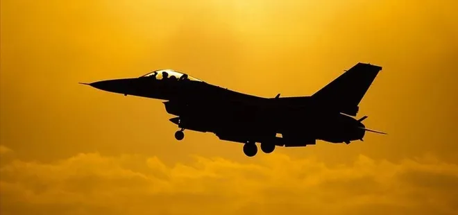 Son dakika: Mısır’da savaş uçağı düştü