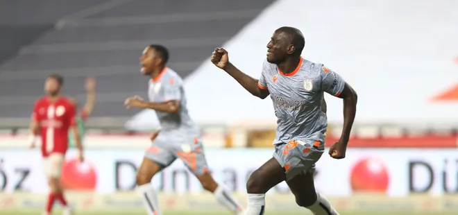 Antalyaspor: 0 Başakşehir: 2 MAÇ SONUCU