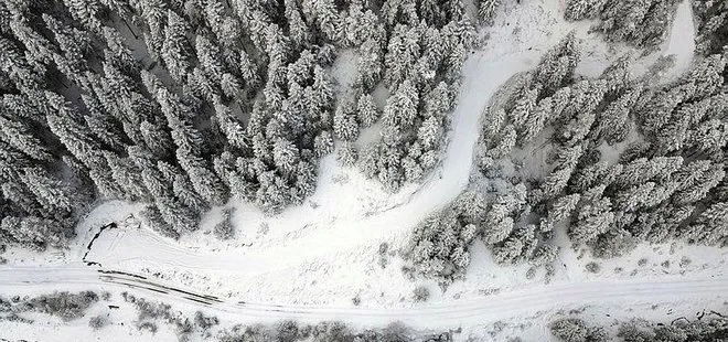 Kastamonu’nun yüksek kesimlerinde kar yağışı etkili oldu