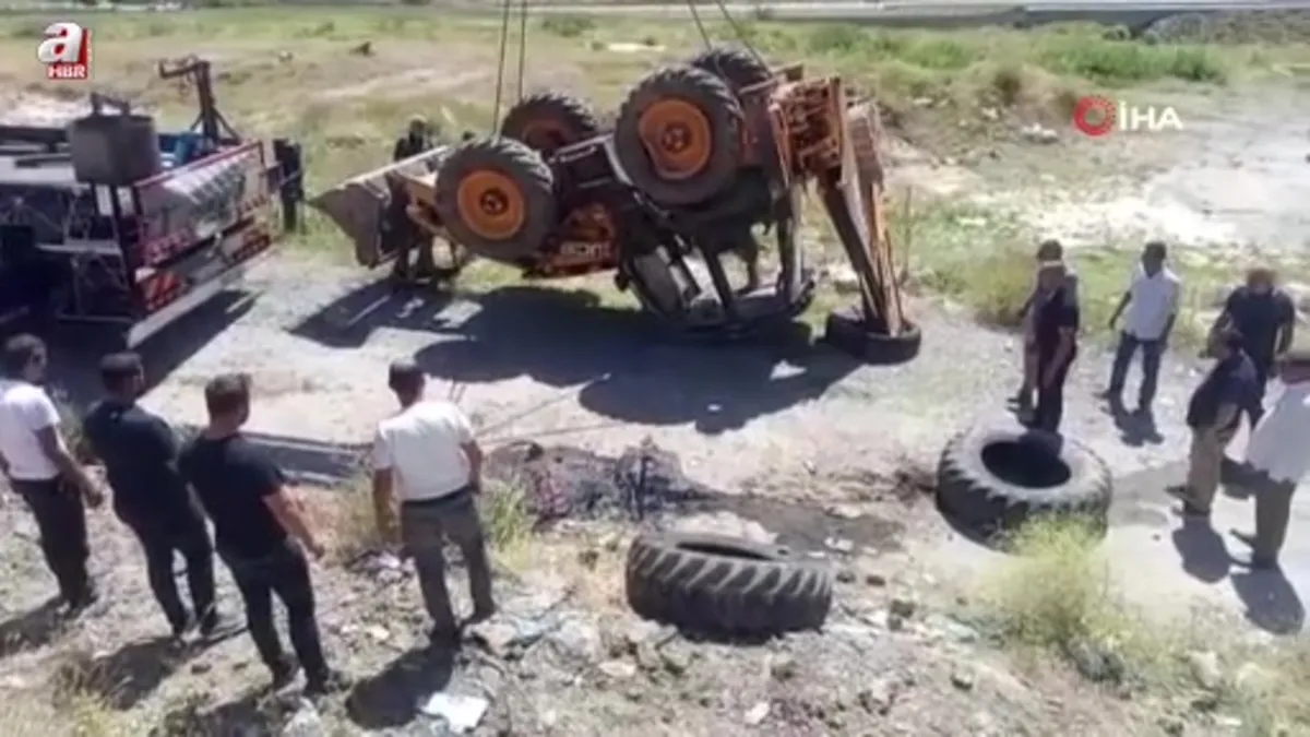 Bitlis’te iş makinesi kaza yaptı: 1 yaralı