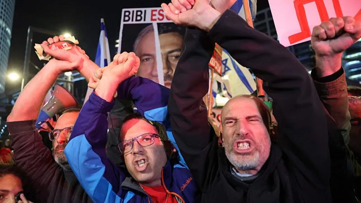 Binlerce İsrailli Gazze için Tel Aviv sokaklarında! Katil Netanyahu'ya istifa ve erken seçim çağrısı: “Hemen şimdi erken seçim”