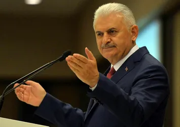 Başbakan Yıldırım'dan Rusça paylaşım