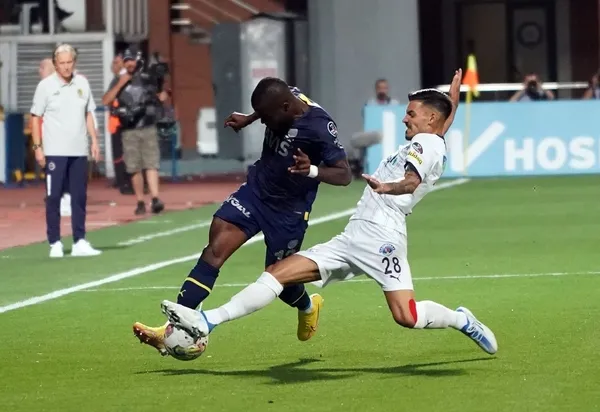 Kasımpaşa – Fenerbahçe 0-6 MAÇ SONUCU ÖZET