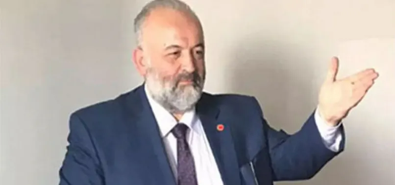 Kadın bedeni üzerinden muhalefet yapan CHP'li Buca Belediye Meclis Üyesi Bülent Uygur partisinden istifa etti