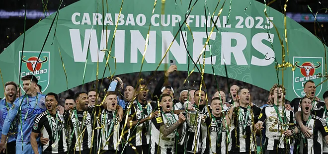 İngiltere Lig Kupası’nda şampiyon Newcastle United!