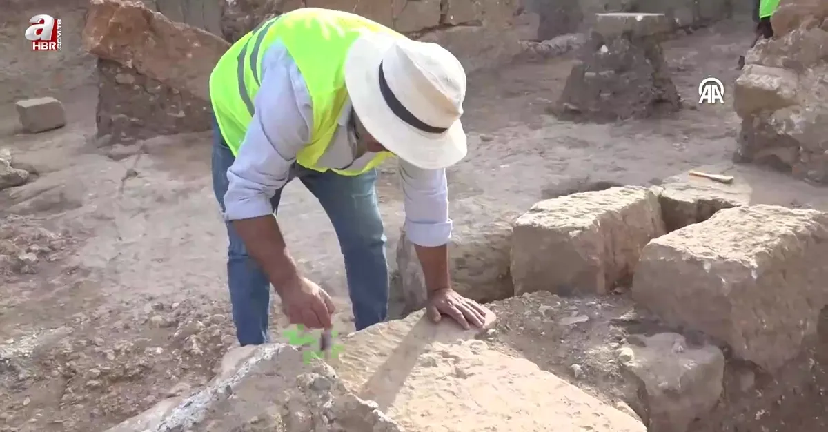 Perre Antik Kenti'nde Roma dönemine ait 1.500 yıllık yaşam alanı ortaya çıktı