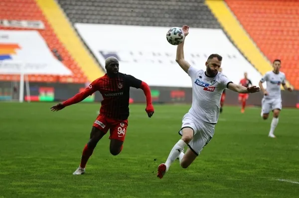 Antep ikinci yarıda açıldı | Gaziantep FK 2-0 Denizlispor MAÇ SONUCU-ÖZET