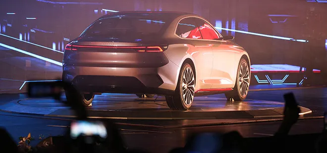 TOGG ne kadar olacak? Bakan Varank’tan Türkiye’nin yerli ve milli otomobili TOGG’un fiyatı hakkında açıklama