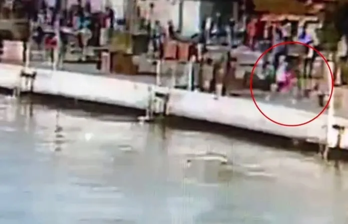 kadikoyde-istek-sarki-cinayetinde-gelisme-saniga-verilen-ceza-belli-oldu-1720456357592.jpg Kadıköy’de istek şarkı cinayetinde gelişme! Sanığa verilen ceza belli oldu - 1