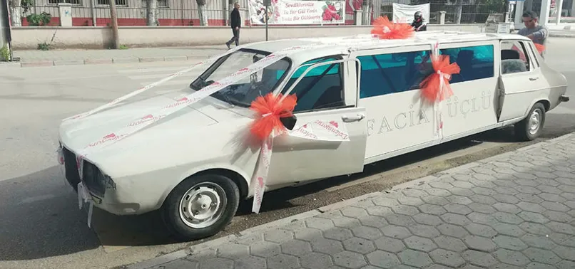 Toros'u limuzine çevirip gelin arabası yaptı!