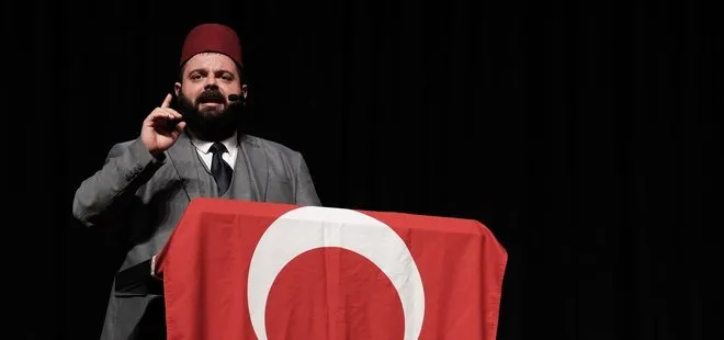 İstiklal şairinin halka seslenişi sahnede anlatıldı