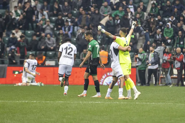 super-lige-yukselecek-son-takim-belli-oluyor-1716971533121.jpg Süper Lig'e yükselecek son takım belli oluyor! - 1